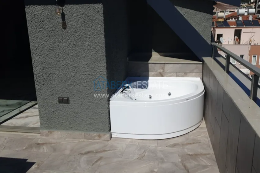 Приобрести Квартира в центре Алании в комплексе с высоким инженерным оснащением – район пляжа Клеопатра 11 