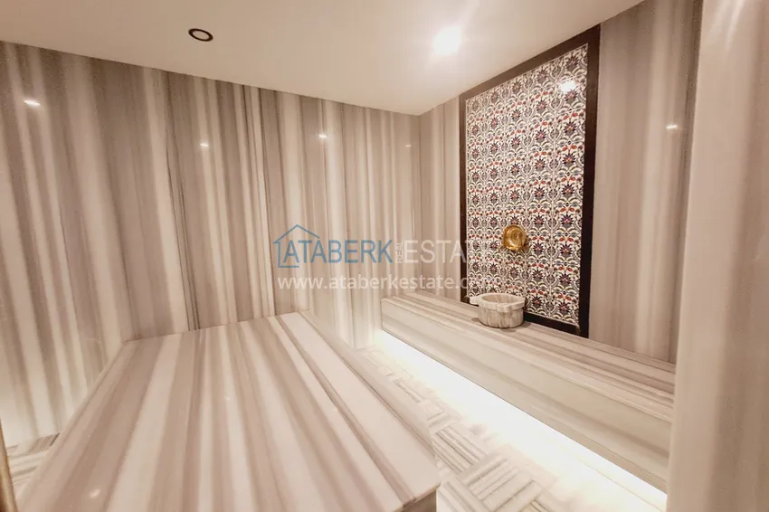 Просторная двухкомнатная квартира с мебелью в центре Алании, район пляжа Клеопатра 15 