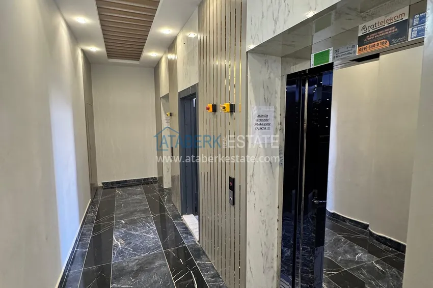 Трёхкомнатная квартира с двумя балконами в Мерсине, Арпачбахшиш 13 