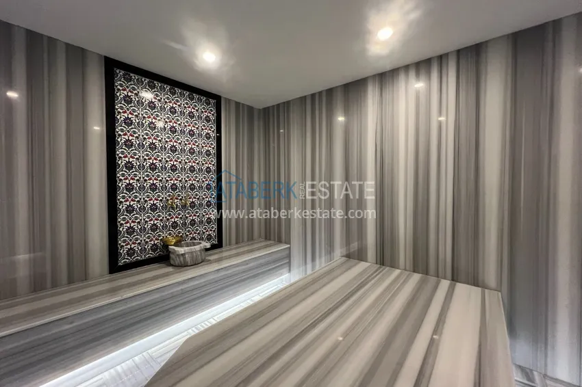 Просторная двухкомнатная квартира с мебелью в центре Алании, район пляжа Клеопатра 16 