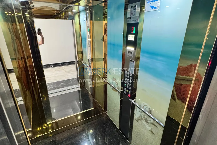 Трехкомнатная квартира с мебелью и застекленным балконом в Мерсине - Томюк 14 