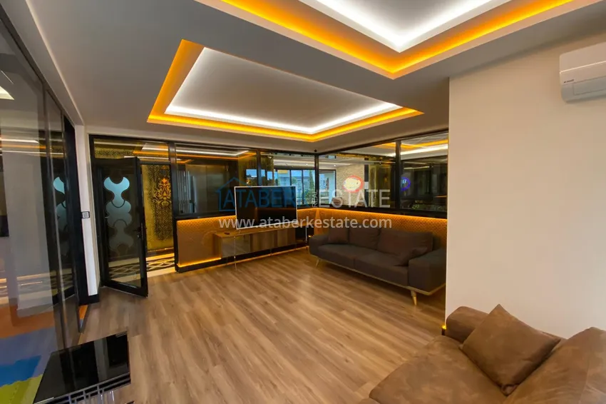 Квартира в Махмутларе с мебелью и застекленным балконом в комплексе премиум-класса 15 