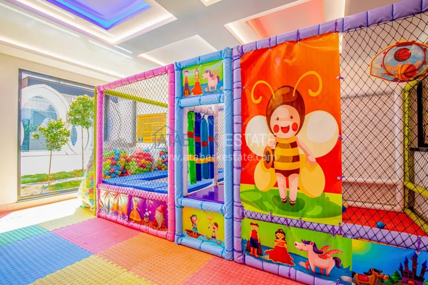 Квартира в Махмутларе с мебелью и застекленным балконом в комплексе премиум-класса 17 