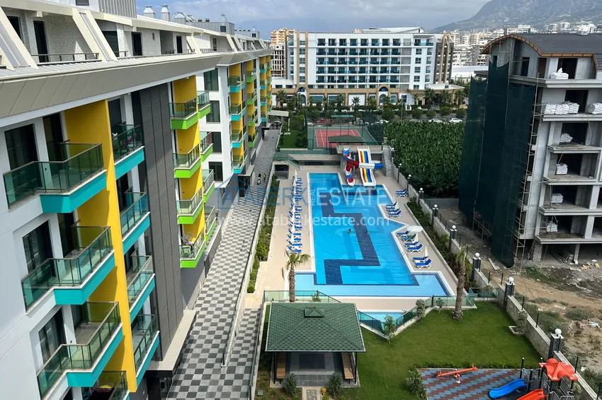 Готовая к проживанию квартира в Каргыджаке, в комплексе комфорт-класса 2 