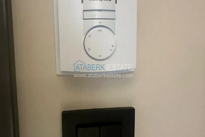 Приобрести Просторная двухкомнатная квартира с мебелью в центре Алании, район пляжа Клеопатра 3 