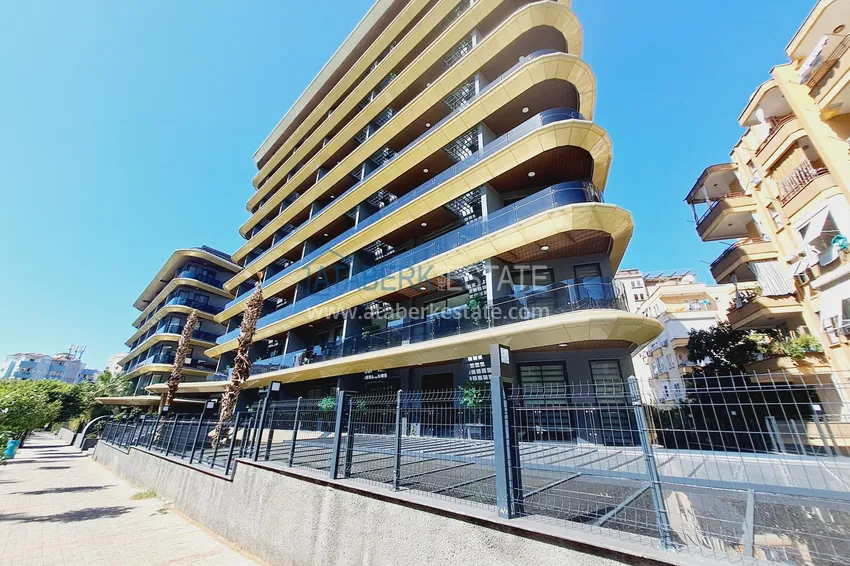 Квартира 1+1 от собственника в новом комплексе – район пляжа Клеопатра, центр Алании 3