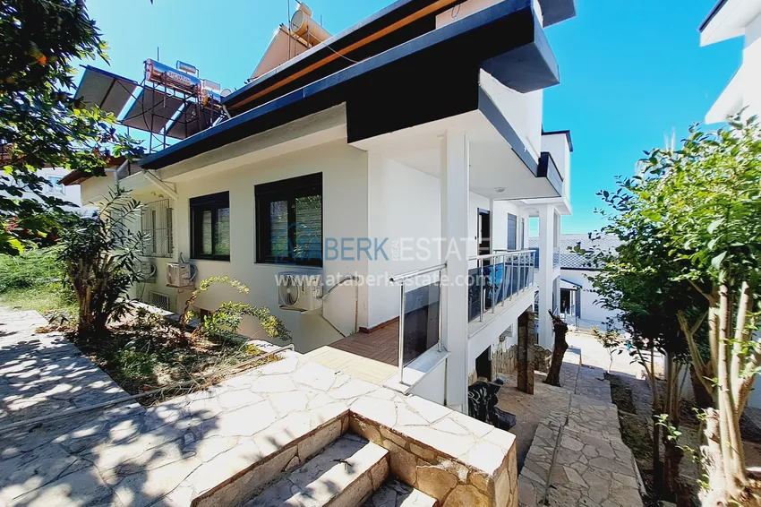 Квартира после капитального ремонта с новой мебелью в центре Алании 5 