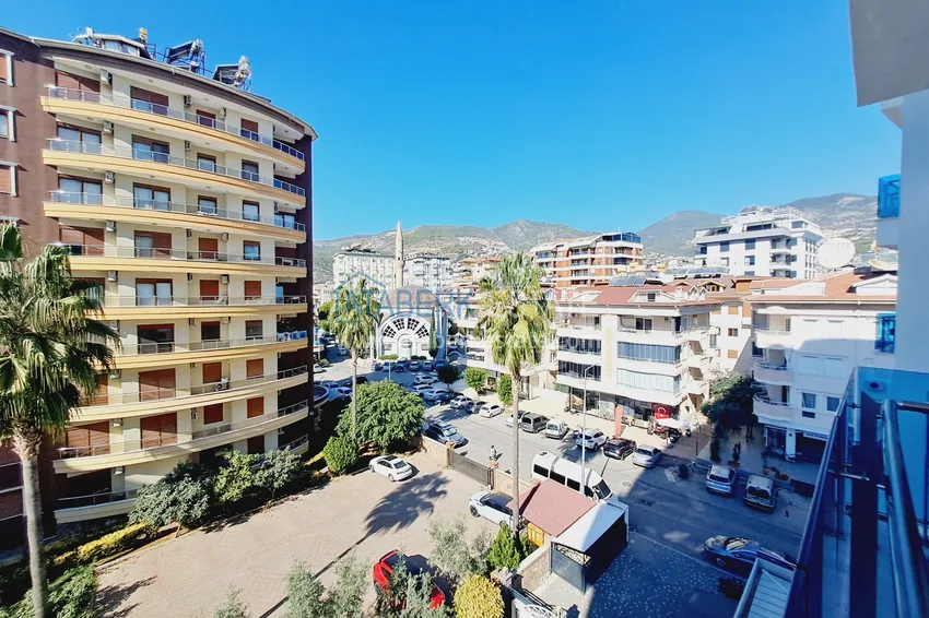 Приобрести Двухкомнатная квартира в центре Алании с мебелью и доступом к собственному пляжу 10 
