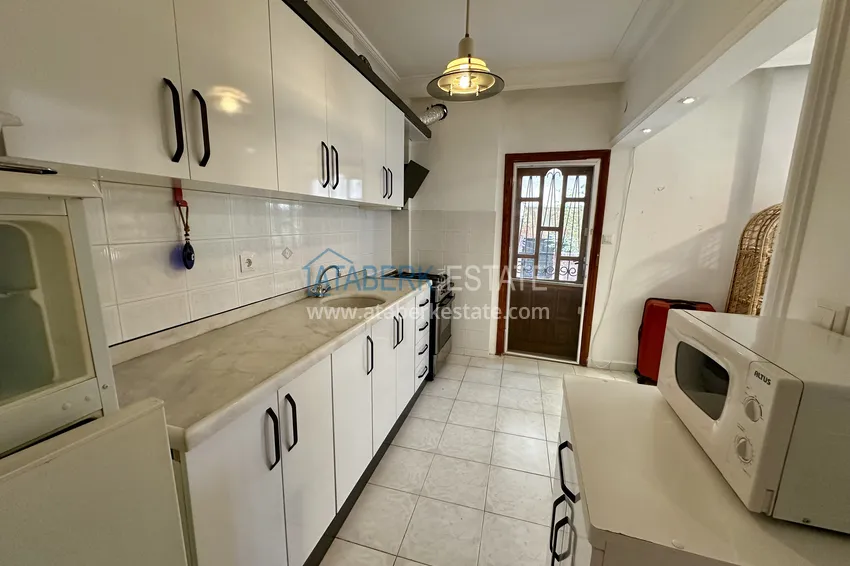 Приобрести Квартира 1+1 с мебелью, видом на море и марину в Аланьи – район Кале 4