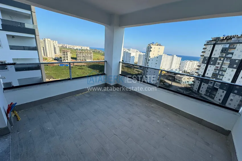 Приобрести Трехкомнатная квартира с чистовой отделкой в Мерсине, Томюк 14 