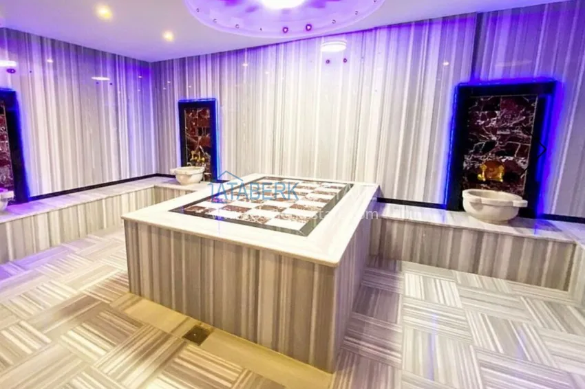 Трехкомнатная квартира с мебелью и отдельной кухней в районе Махмутлар 19 