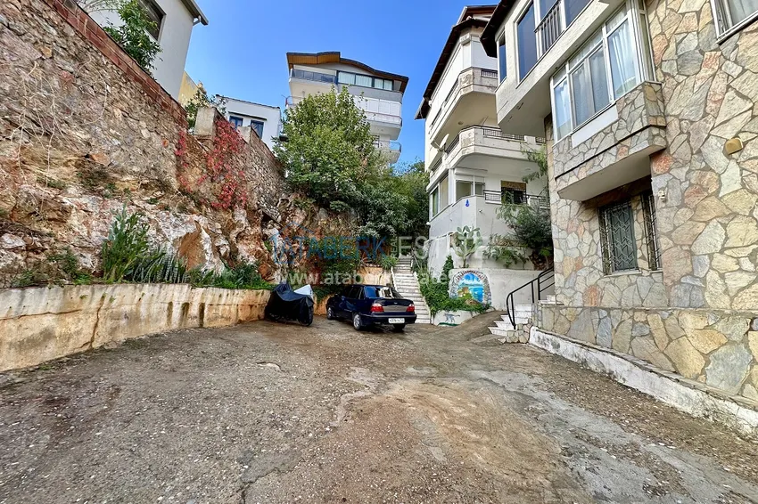 Квартира 1+1 с мебелью, видом на море и марину в Аланьи – район Кале 3