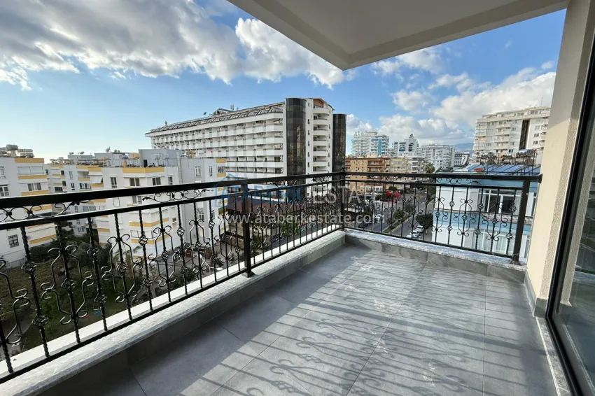 Приобрести Трехкомнатная квартира всего 150 метров до моря – Алания, Махмутлар 10 