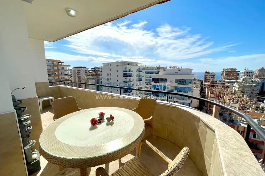 Приобрести Линейная четырехкомнатная квартира с мебелью и видом на море - Махмутлар 11 