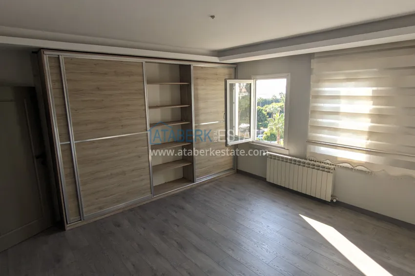 Приобрести Линейная квартира 3+1 после капитального ремонта на первой линии – Мерсин, район Енишехир 16 