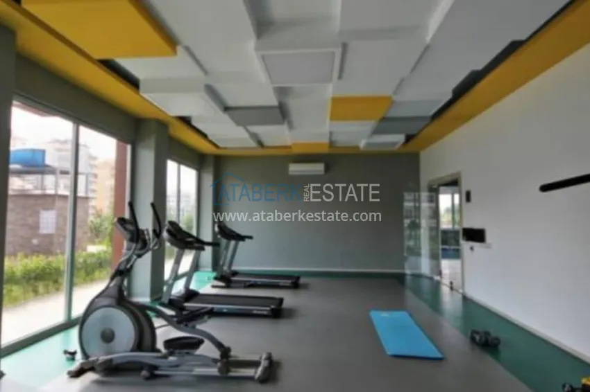 Огромная квартира 1+1 площадью 110 м2 в центре района Махмутлар 17 