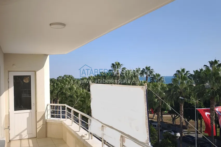 Приобрести Линейная квартира 3+1 после капитального ремонта на первой линии – Мерсин, район Енишехир 30 