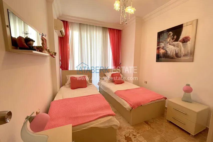 Приобрести Линейная четырехкомнатная квартира с мебелью и видом на море - Махмутлар 6 