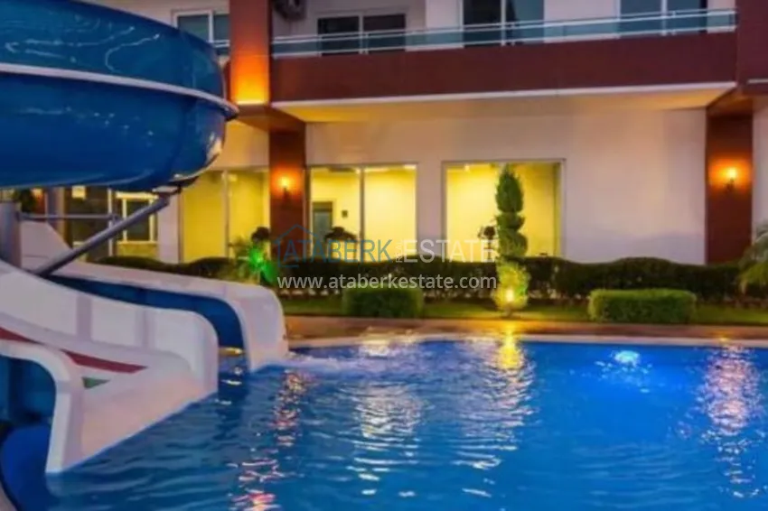 Огромная квартира 1+1 площадью 110 м2 в центре района Махмутлар 6 