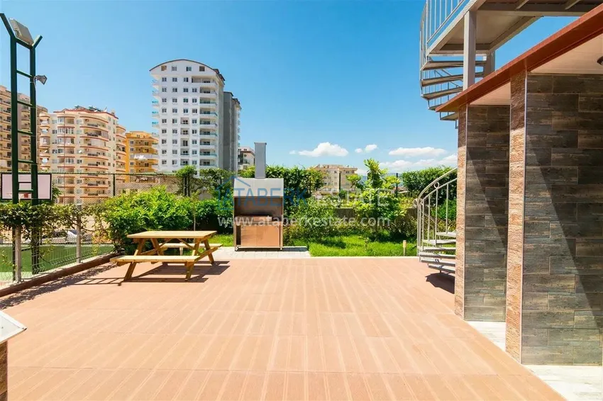 Двухуровневая квартира с мебелью в Алании, Махмутлар в комплексе люкс- класса 9