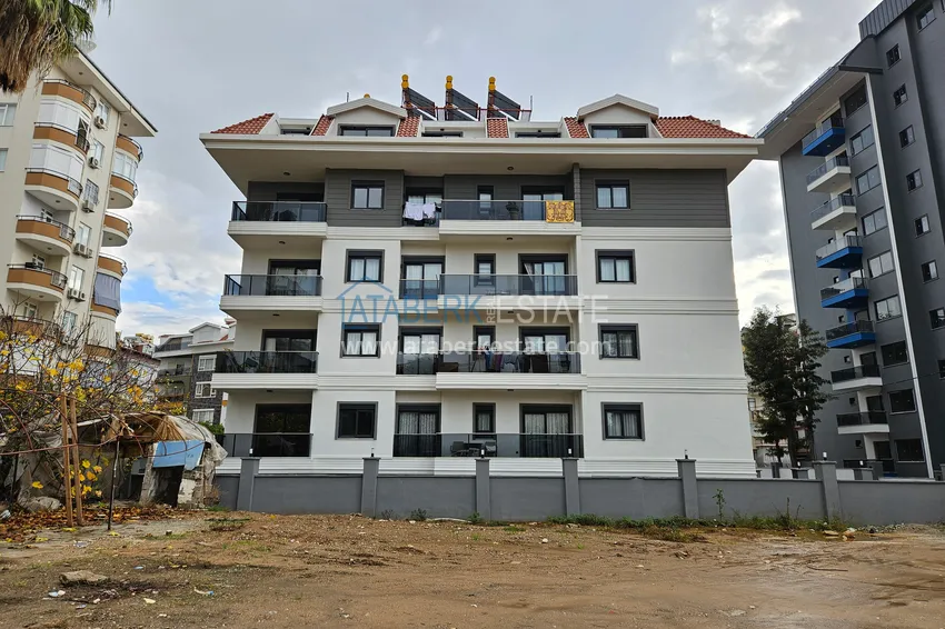 Квартира 1+1 в новом бутик-комплексе в центре Алании, район пляжа Клеопатра 4 