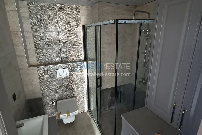 Приобрести Трехкомнатная квартира в современном комплексе - Мерсин, район Енишехир 7 