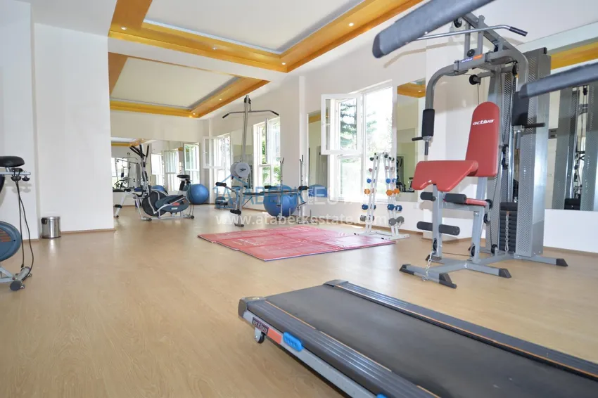 Пентхаус-дуплекс в районе Кестель, с мебелью – первая береговая линия 9