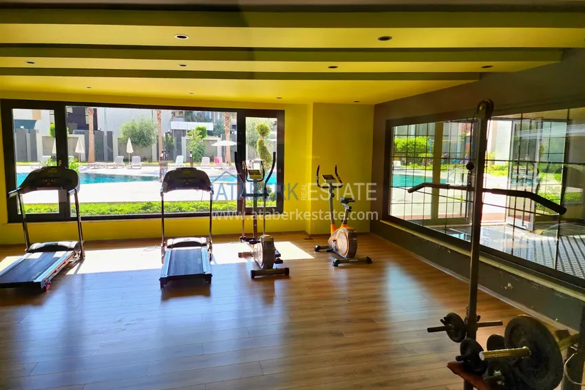 Двухкомнатная квартира в районе Оба, в комфортабельном комплексе 10 