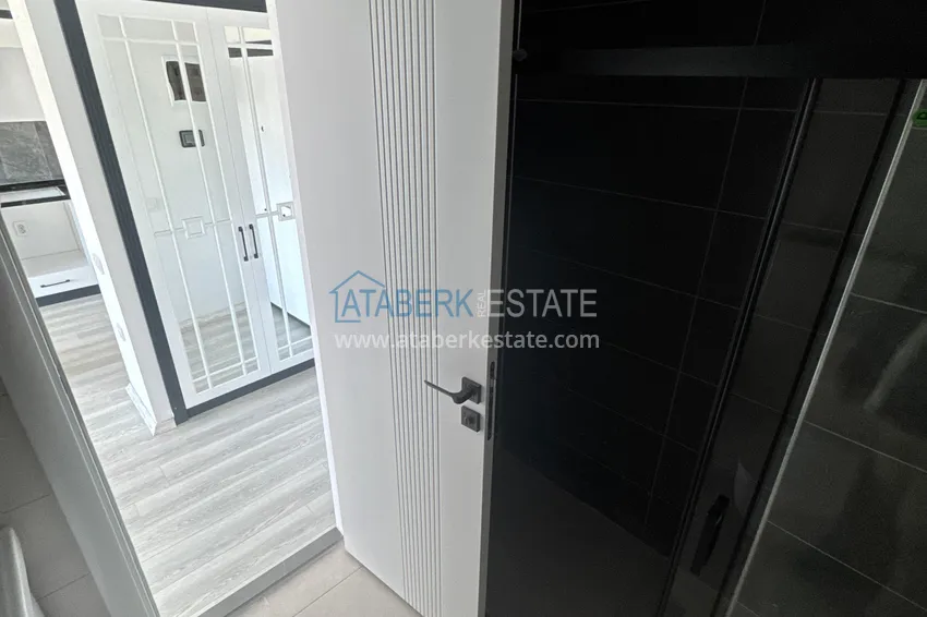 Приобрести Двухкомнатная квартира с чистовой отделкой и двумя балконами – Мерсин, Томюк 11 