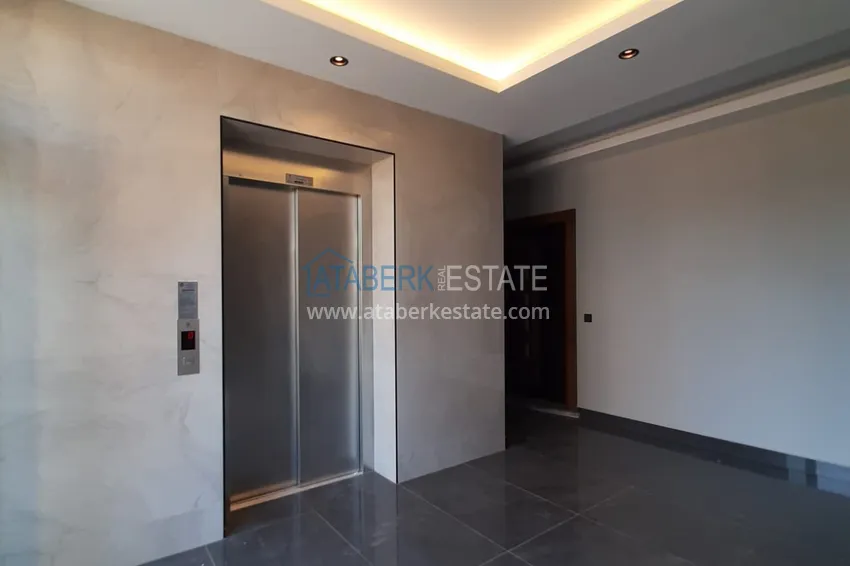 Двухкомнатная квартира в районе Оба, в комфортабельном комплексе 8 