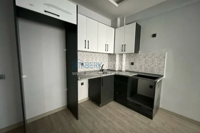 Приобрести Двухкомнатная квартира в современном комплексе – Тедже, Мерсин 4 