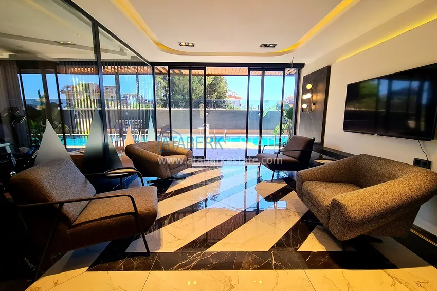 Двухкомнатная квартира с чистовой отделкой под ключ в Алании 18 