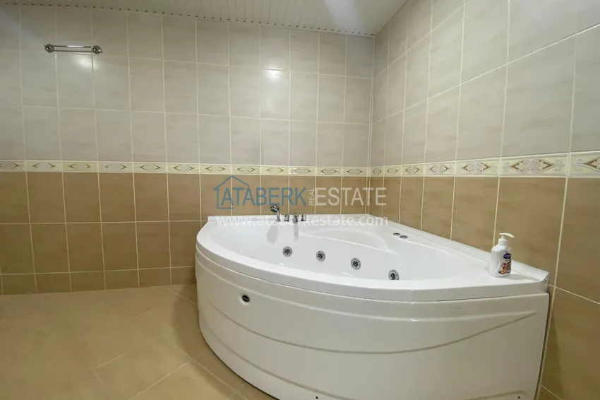 Приобрести Пентхаус-дуплекс 3+1 в Махмутларе - с панорамным видом на море и горы 29