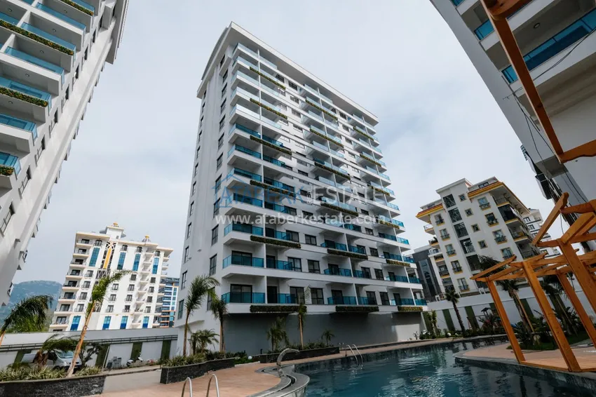 Квартира с чистовой отделкой в Алании, район Махмутлар 3 