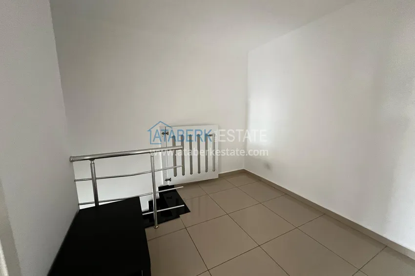 Приобрести Двухуровневый пентхаус с мебелью в центре Алании – район пляжа Клеопатра  7 