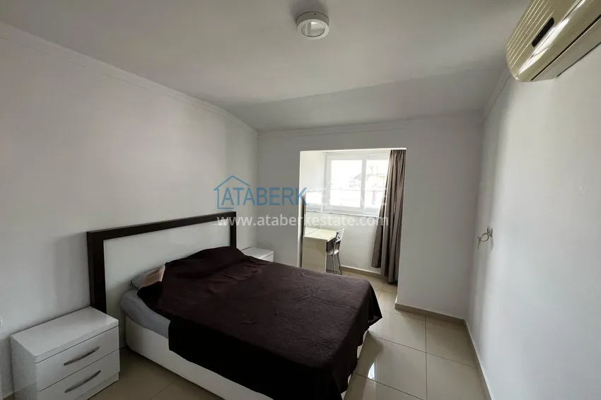 Приобрести Двухуровневый пентхаус с мебелью в центре Алании – район пляжа Клеопатра  10 