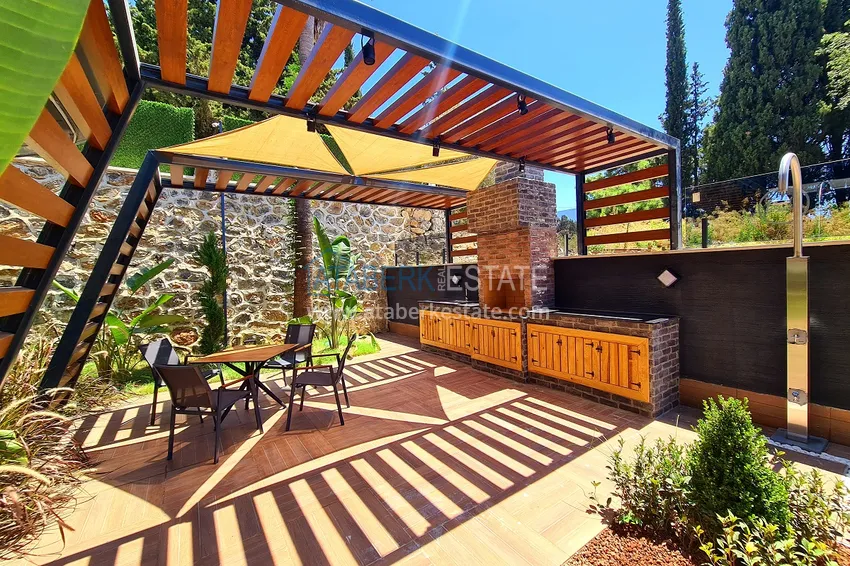 Двухкомнатная квартира с чистовой отделкой под ключ в Алании 9 