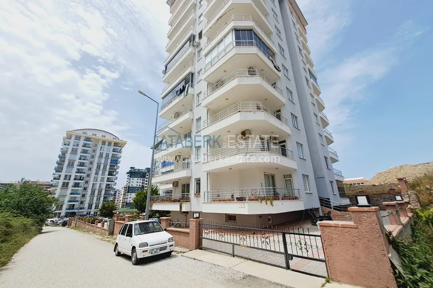 Квартира 2+1 от собственника – мебель, ремонт, застеклённые балконы, район Махмутлар 1 