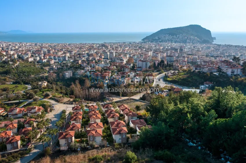 Меблированная вилла 3+1 в Алании, с эффектным панорамным видом – горный район Тепе 1 