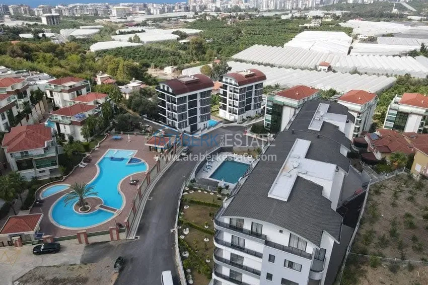 Стильная квартира с новой мебелью в современном комплексе – Алания, район Каргыджак 1