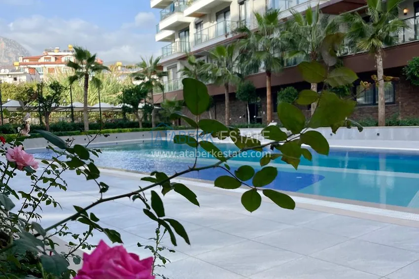 Квартира 1+1 в Алании, район Оба, в комплексе комфорт класса 3