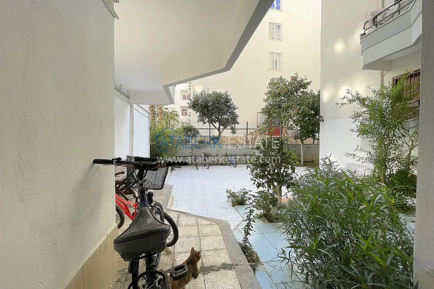 Квартира с мебелью и застекленным балконом в районе Махмутлар - всего в 230 метрах от моря 3 