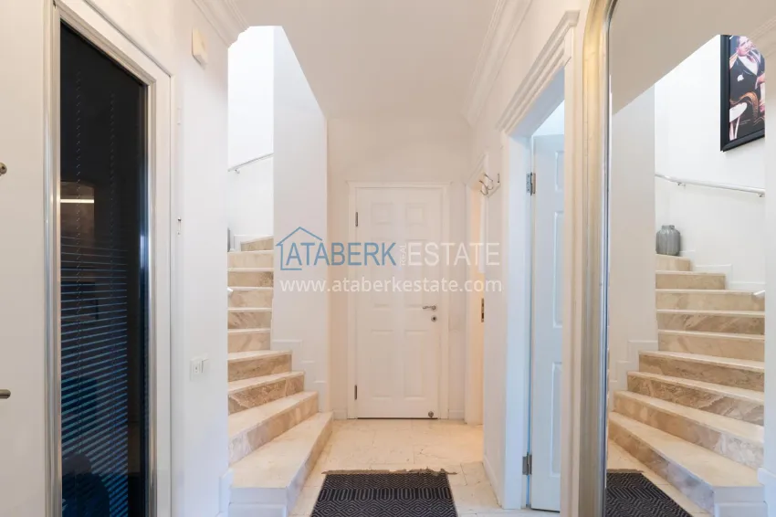 Приобрести Меблированная вилла 3+1 в Алании, с эффектным панорамным видом – горный район Тепе 3 