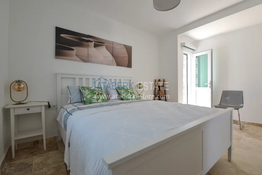 Приобрести Видовой дуплекс в комплексе таунхаусного типа на первой береговой - Алания, район Каргыджак 10