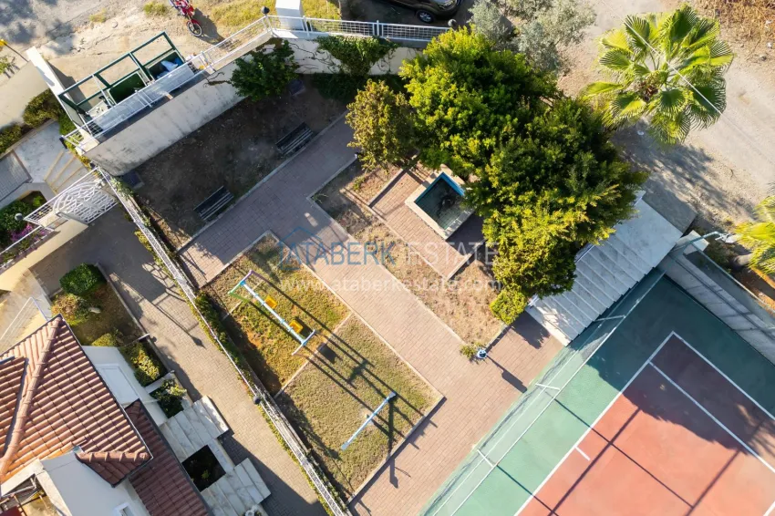 Меблированная вилла 3+1 в Алании, с эффектным панорамным видом – горный район Тепе 10 