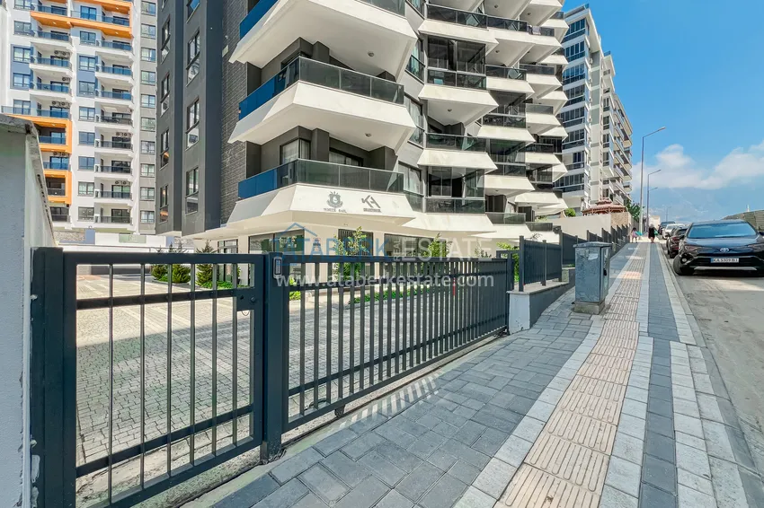 Уютная квартира 1+1 с мебелью, застекленным балконом и видом на горы — Махмутлар, Алания 3 