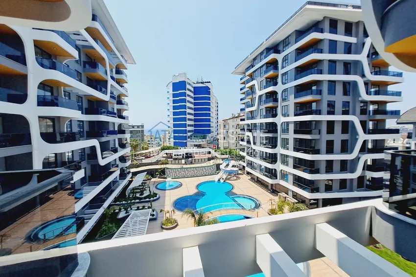 Приобрести Квартира 1+1 от собственника  с частичным видом на море в элитном комплексе – Тосмур, Алания 11 