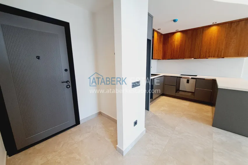 Приобрести Квартира 1+1 от собственника  с частичным видом на море в элитном комплексе – Тосмур, Алания 1 