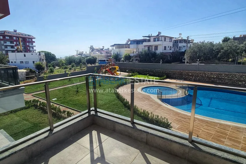 Приобрести Двухкомнатная квартира с чистовой отделкой в районе Демирташ, Алания 3