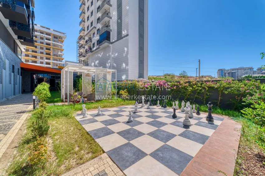 Квартира 2+1 с мебелью в центре Махмутлара, район субботнего рынка 13 